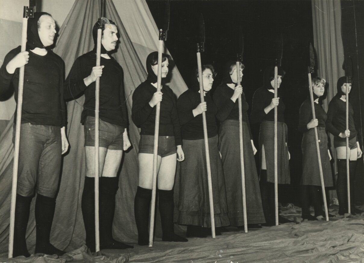 1977 Zo života hmyzu - divadlo Z titulka