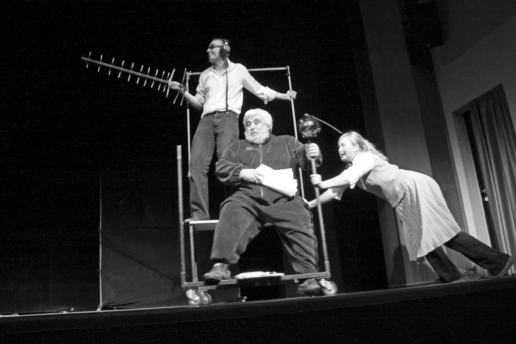 2011 Chlpatý sluha čb foto © Filip Lašut