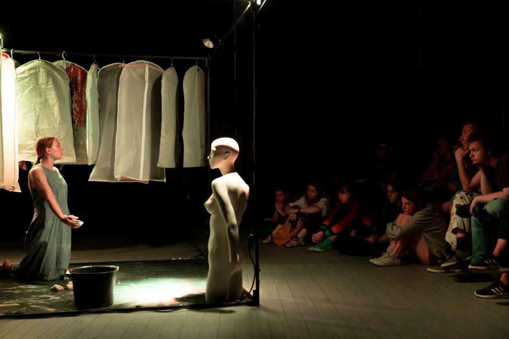 Objekt - Ema Holková, foto: Jakub Jančo