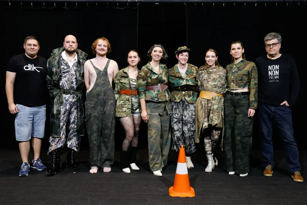 Skôr než odídeš – Divadlo DISK, Trnava – fotogaléria